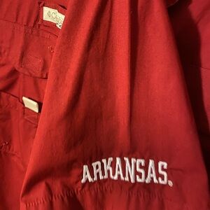 Columbia Professional Fishing Gear (PFG) Arkansas Razorback Men’s Shirt.
